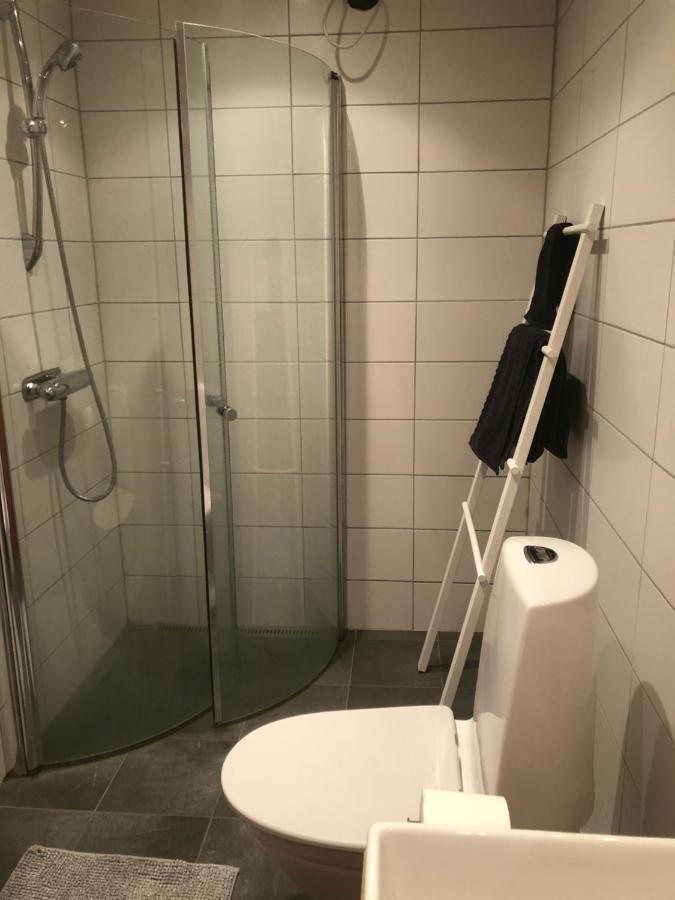 Fridfullt Boende Pa Lantgard Med Underbar Utsikt Malmö Buitenkant foto