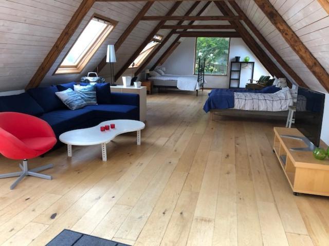 Fridfullt Boende Pa Lantgard Med Underbar Utsikt Malmö Kamer foto